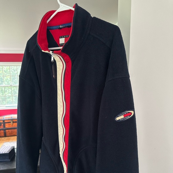 Vintage 90s Tommy Hilfiger fleece jacket - Picture 3 of 7